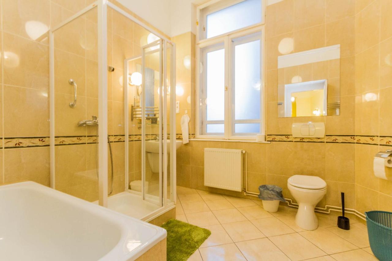 Friend Of Deak Ferenc Apartment Budapest Exterior photo